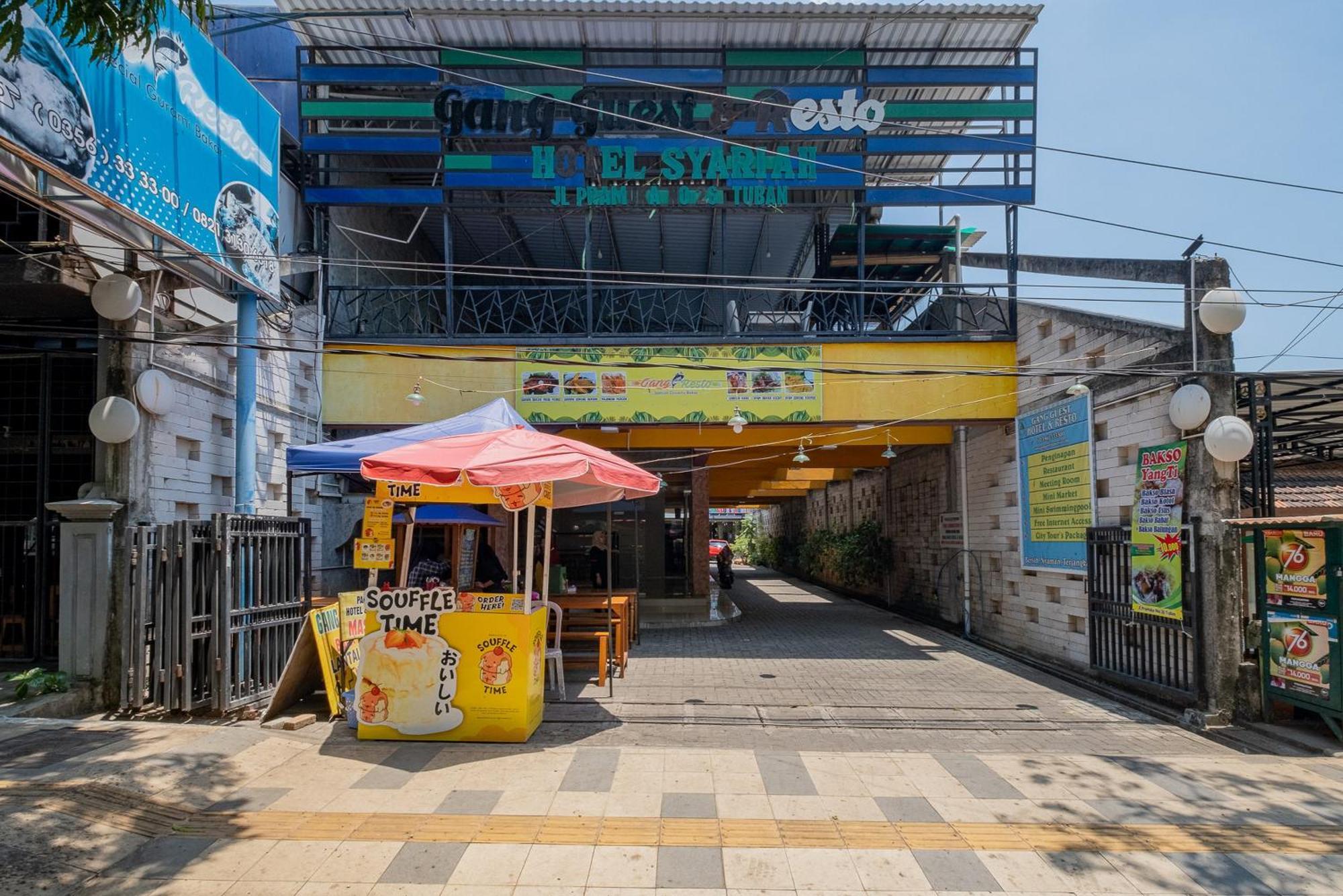 Reddoorz Syariah At Jalan Sunan Giri Tuban Tuban  Ngoại thất bức ảnh